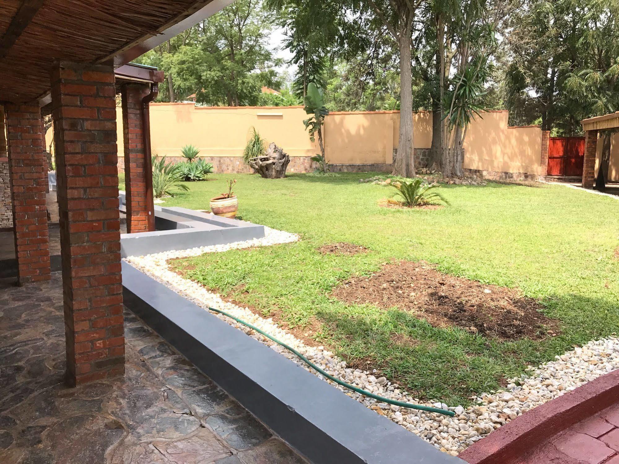Inside Afrika Boutique Hotel Kigali Exterior photo
