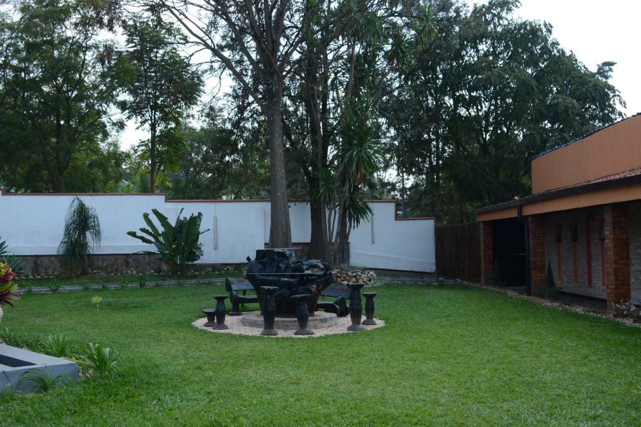 Inside Afrika Boutique Hotel Kigali Exterior photo